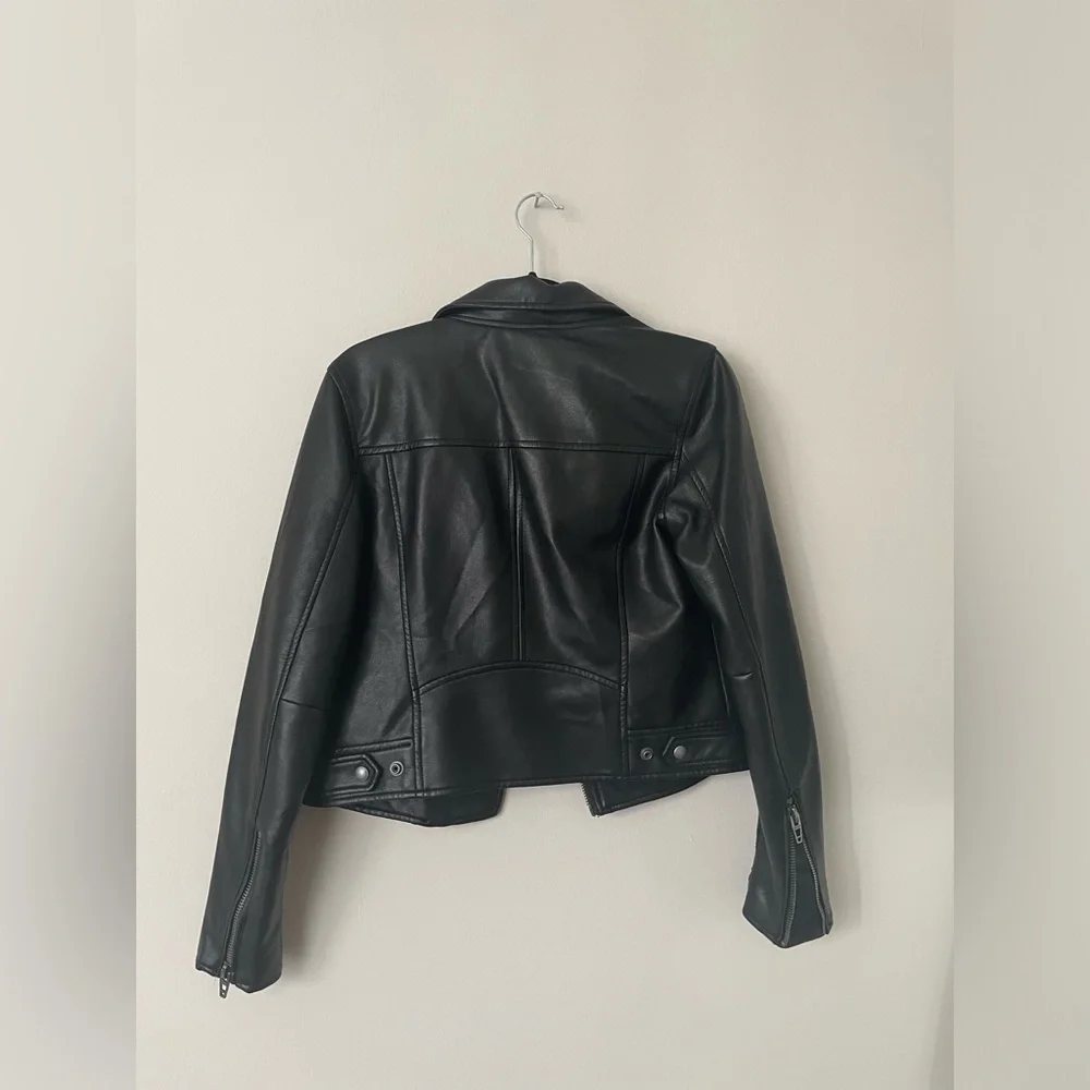 Blank NYC The Cool Kid Faux Leather Moto Jacket Size Small - Picture 4 of 5